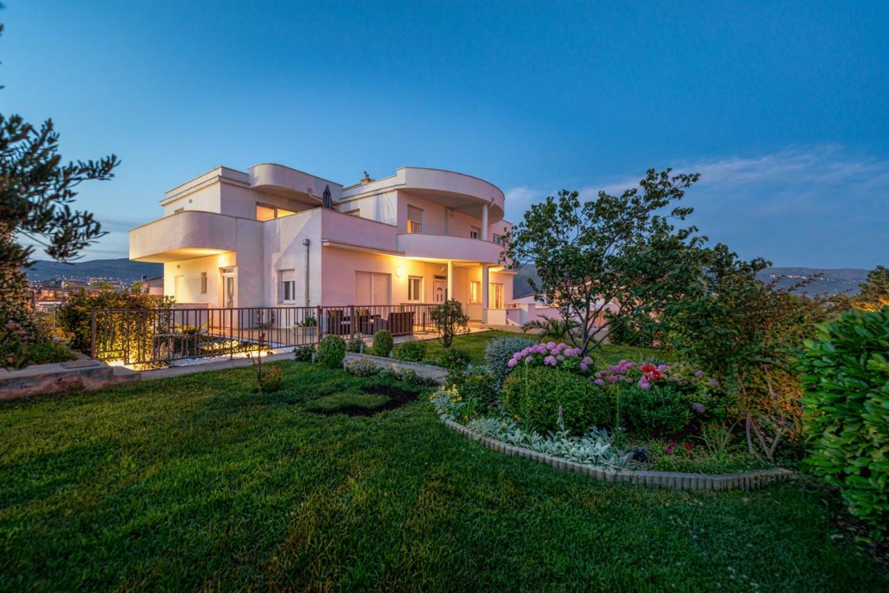 Apartments Jokica Сплит Экстерьер фото